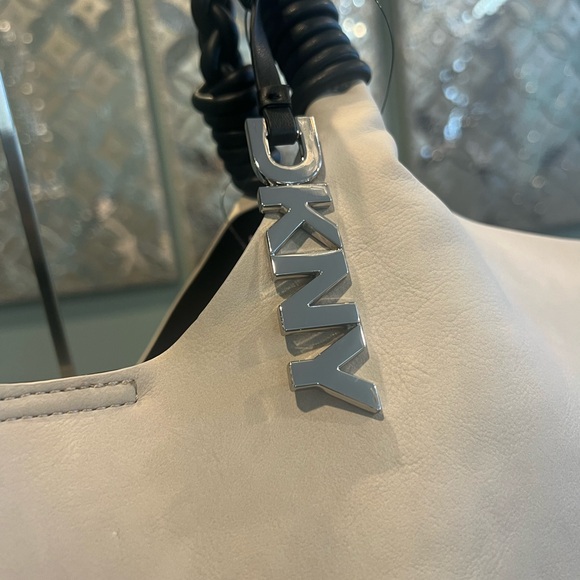 NWT DKNY Paula Tote Bag - Picture 4 of 8